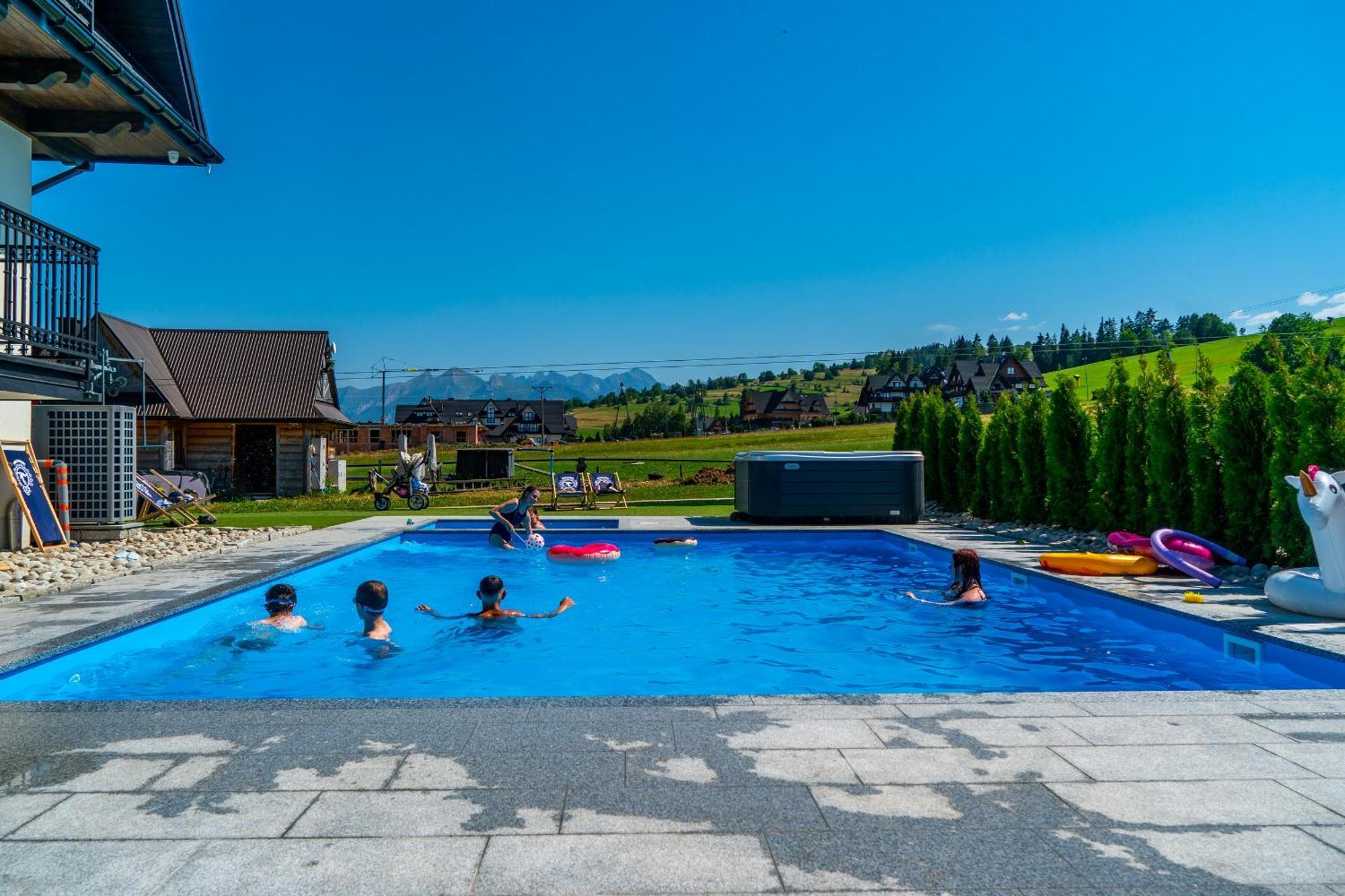 Aparthotel Rabian-Ski Zewnetrzny Basen Oraz Jacuzzi Z Podgrzewana Woda Sala Zabaw I Dmuchaniec Bialka Tatrzanska Dış mekan fotoğraf